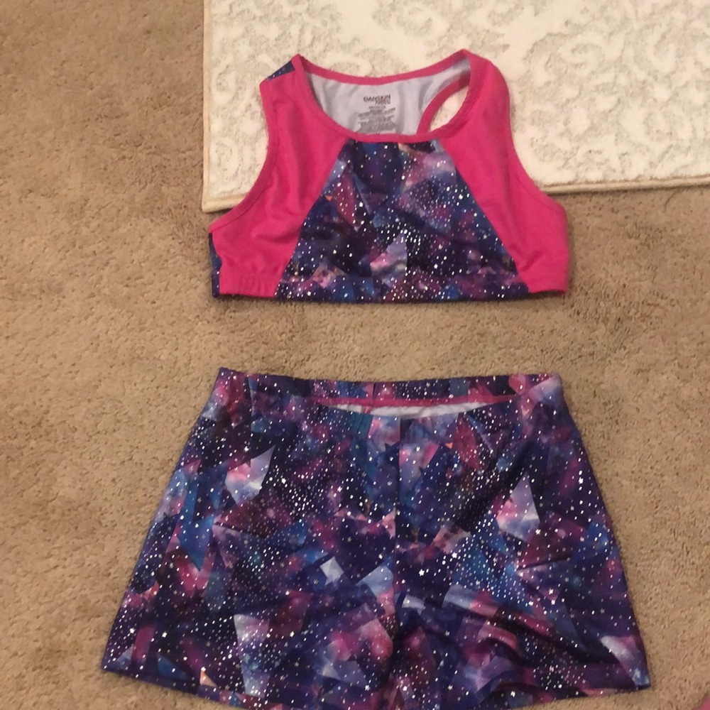 selling gymnastics 2 pice set